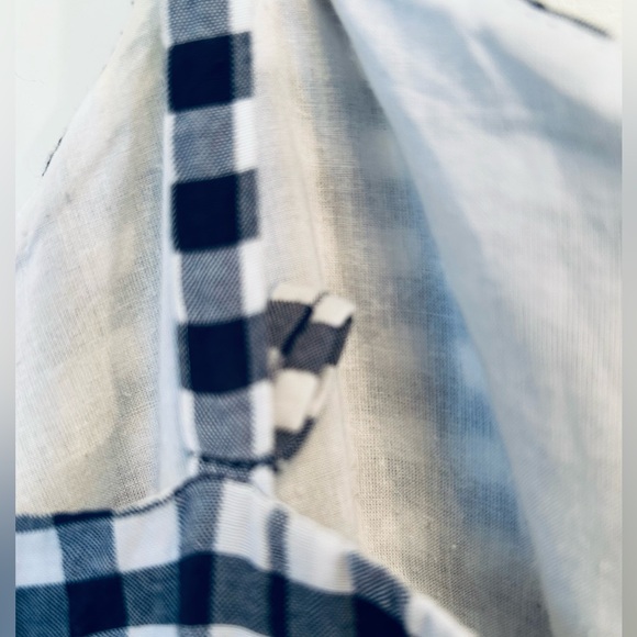 Women's Draper James Navy and White Seersucker Gingham Dress with Embroidery - Picture 8 of 10